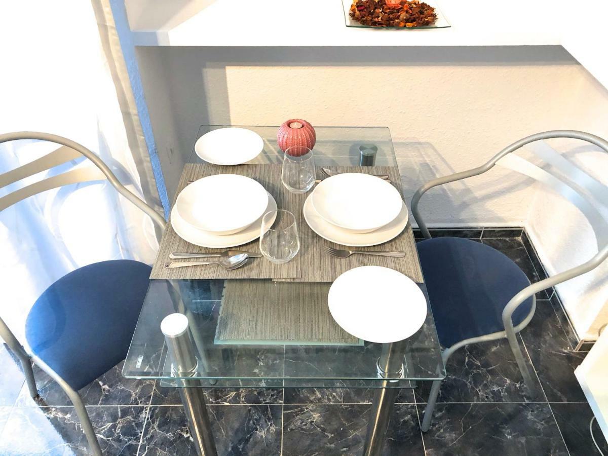 Sea View Apartment Benalmádena Dış mekan fotoğraf